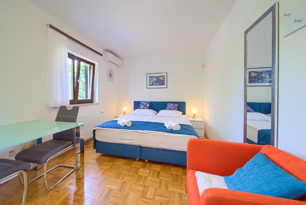Villa Punta 1St Floor プナト エクステリア 写真
